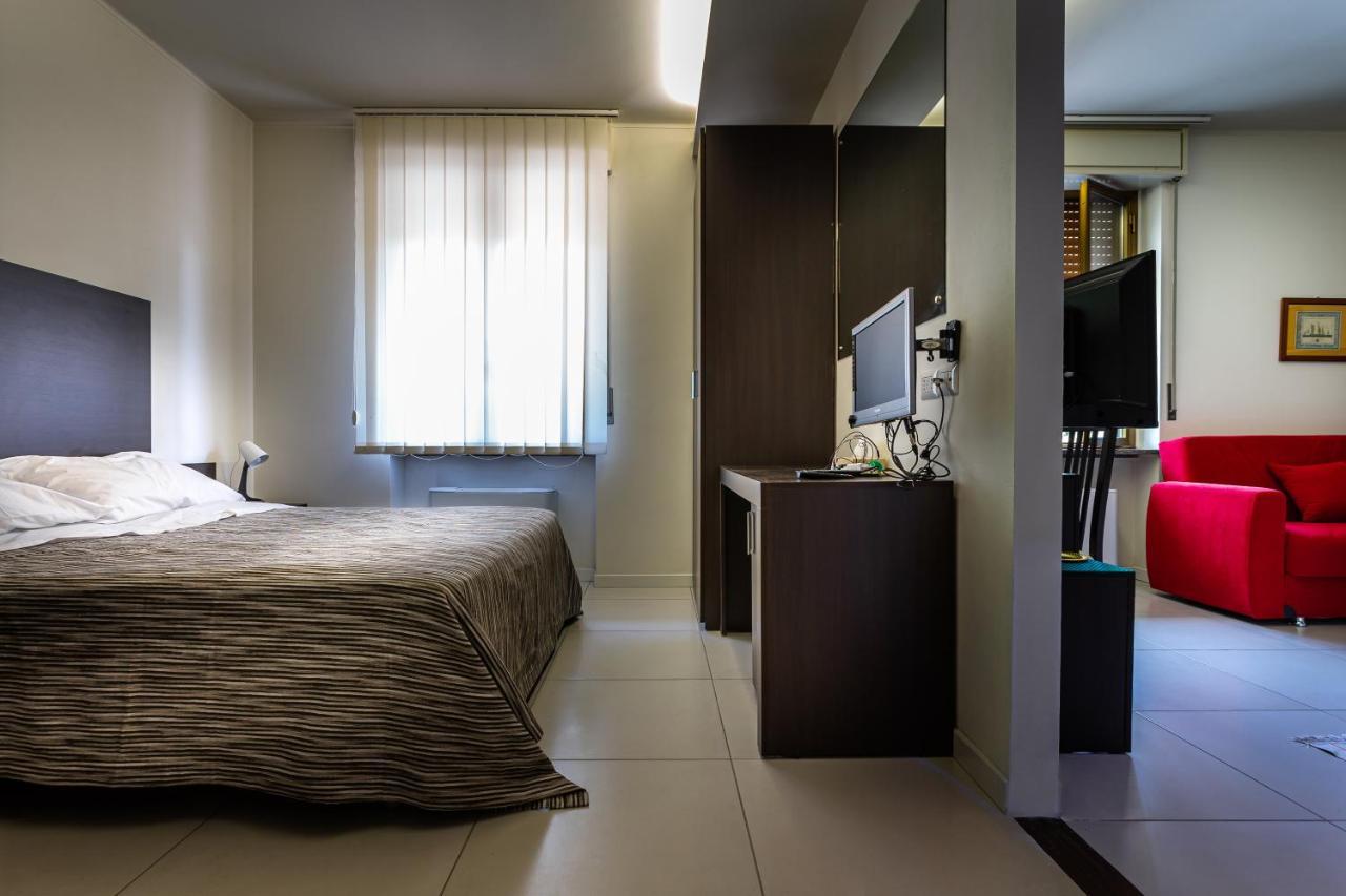 Pasta Residence Italia Malpensa Gallarate Exteriör bild