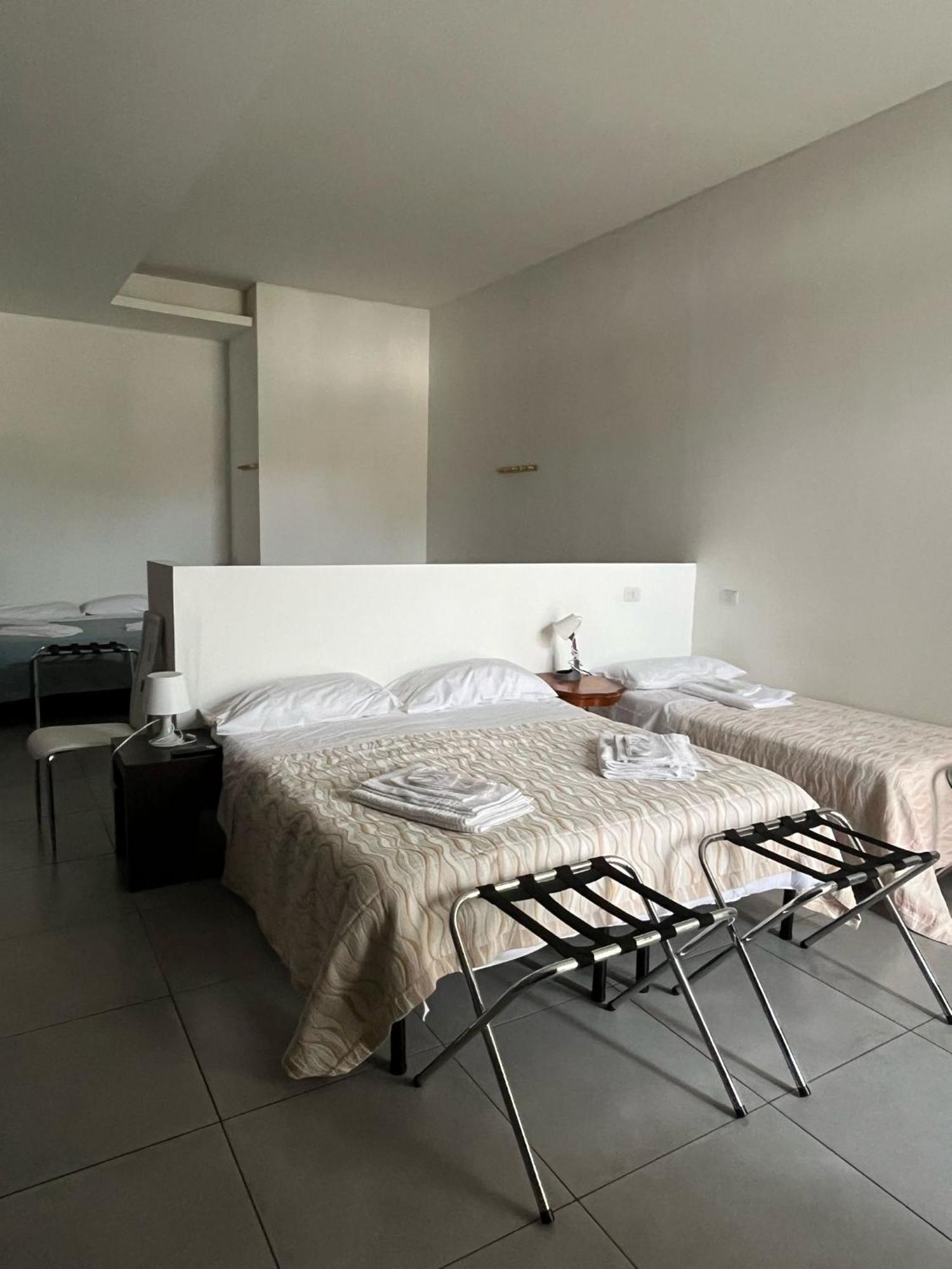 Pasta Residence Italia Malpensa Gallarate Exteriör bild